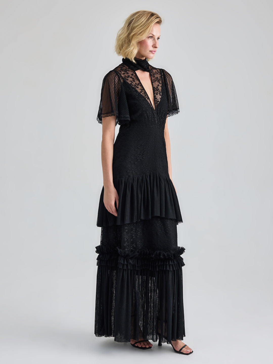 YVETTE GOWN - BLACK