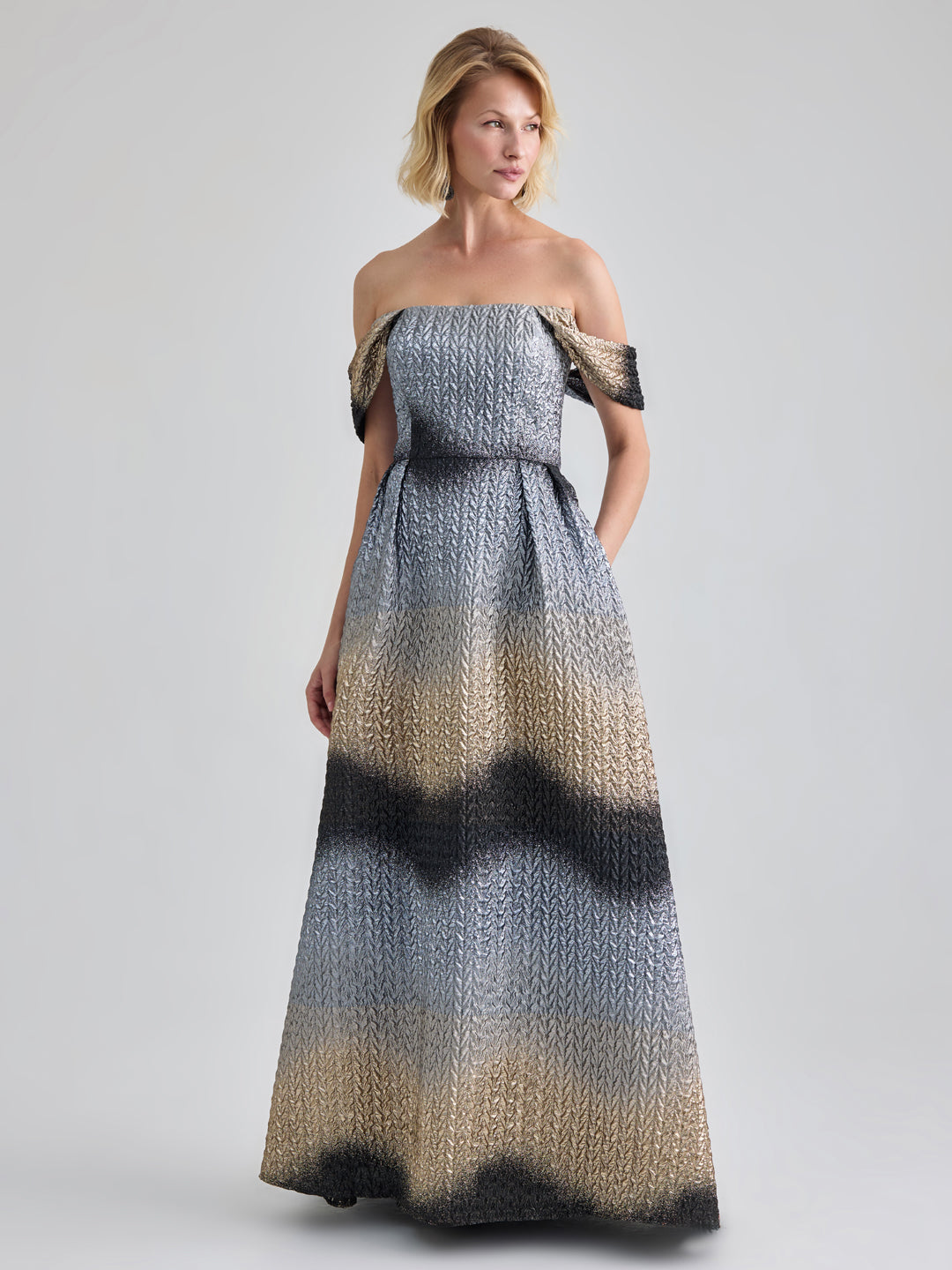 SIERRA GOWN - BLACK MULTI