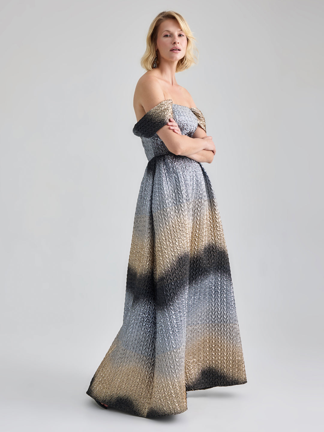 SIERRA GOWN - BLACK MULTI