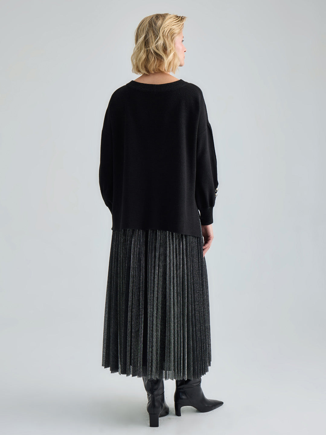 SERAPHINE PULLOVER - BLACK