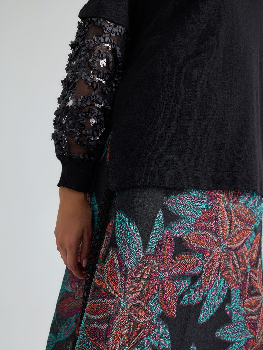 CLEMENCE PULLOVER - BLACK