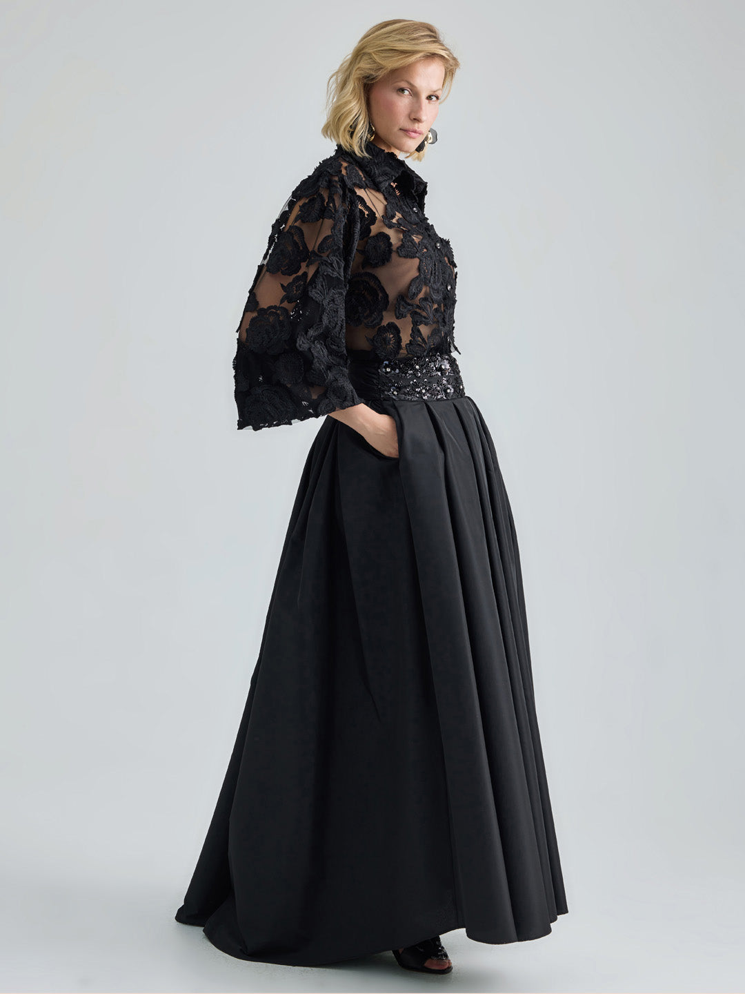 DORA BLOUSE - BLACK
