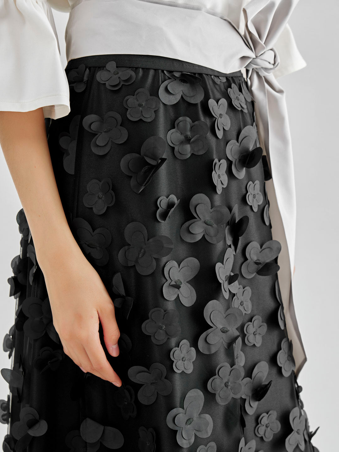Pia Floral Skirt Black