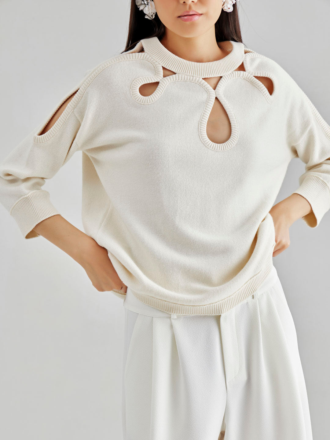 Romi Cut-Out Sweater Ivory