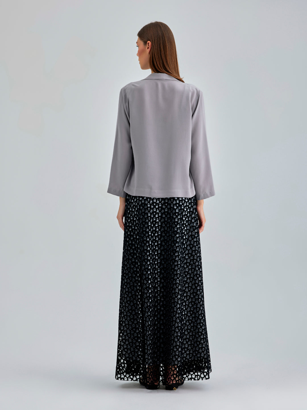 Maxi-length Carmen Skirt in black tulle and grey lining, ideal for making a glamorous entrance