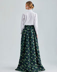 Enda Skirt in green multicolor, showcasing vibrant hues and timeless elegance